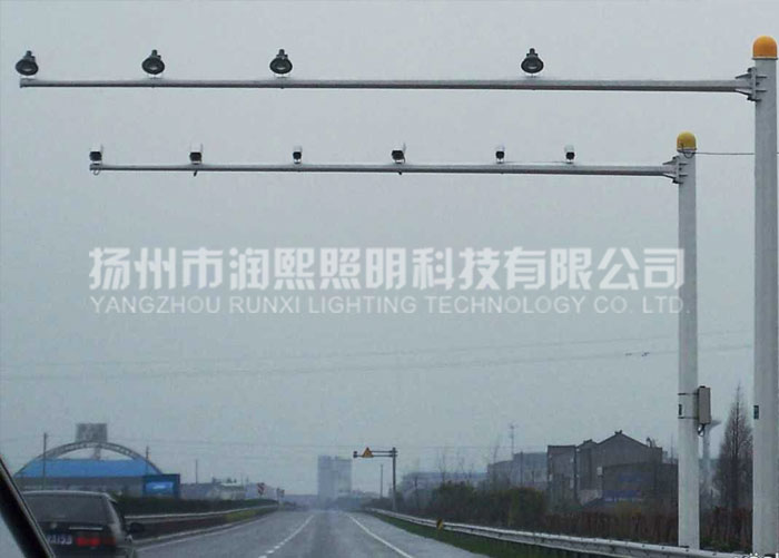 道路监控立杆