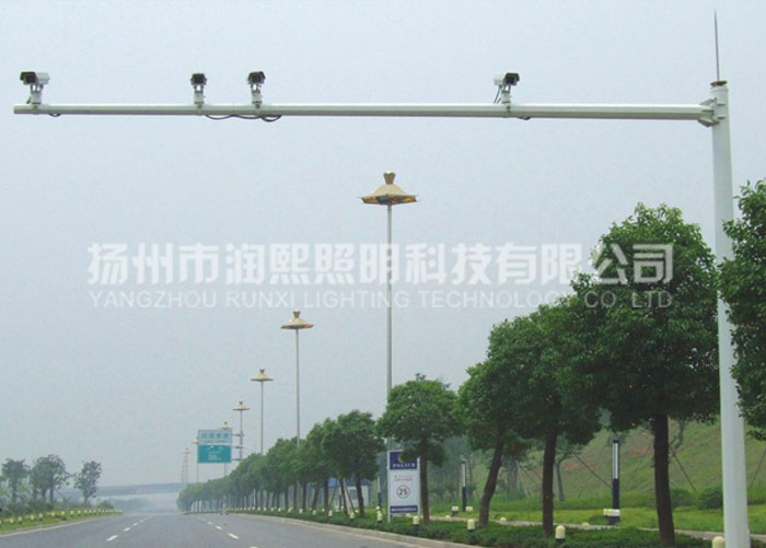 公路监控立杆